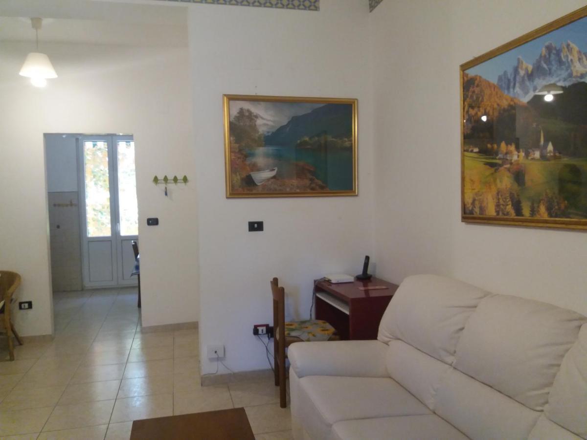 Casa Vacanze Lida Marina Di Carrara Bagian luar foto