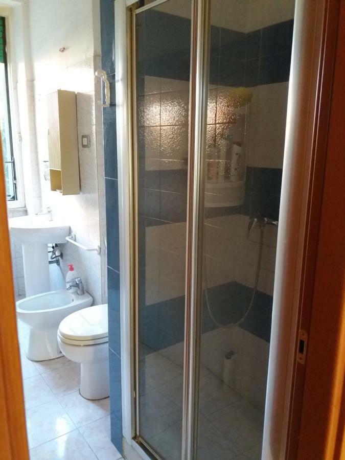 Casa Vacanze Lida Marina Di Carrara Bagian luar foto